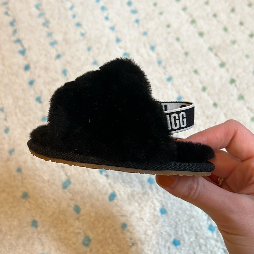 UGG Black Fluffy Kids Slippers